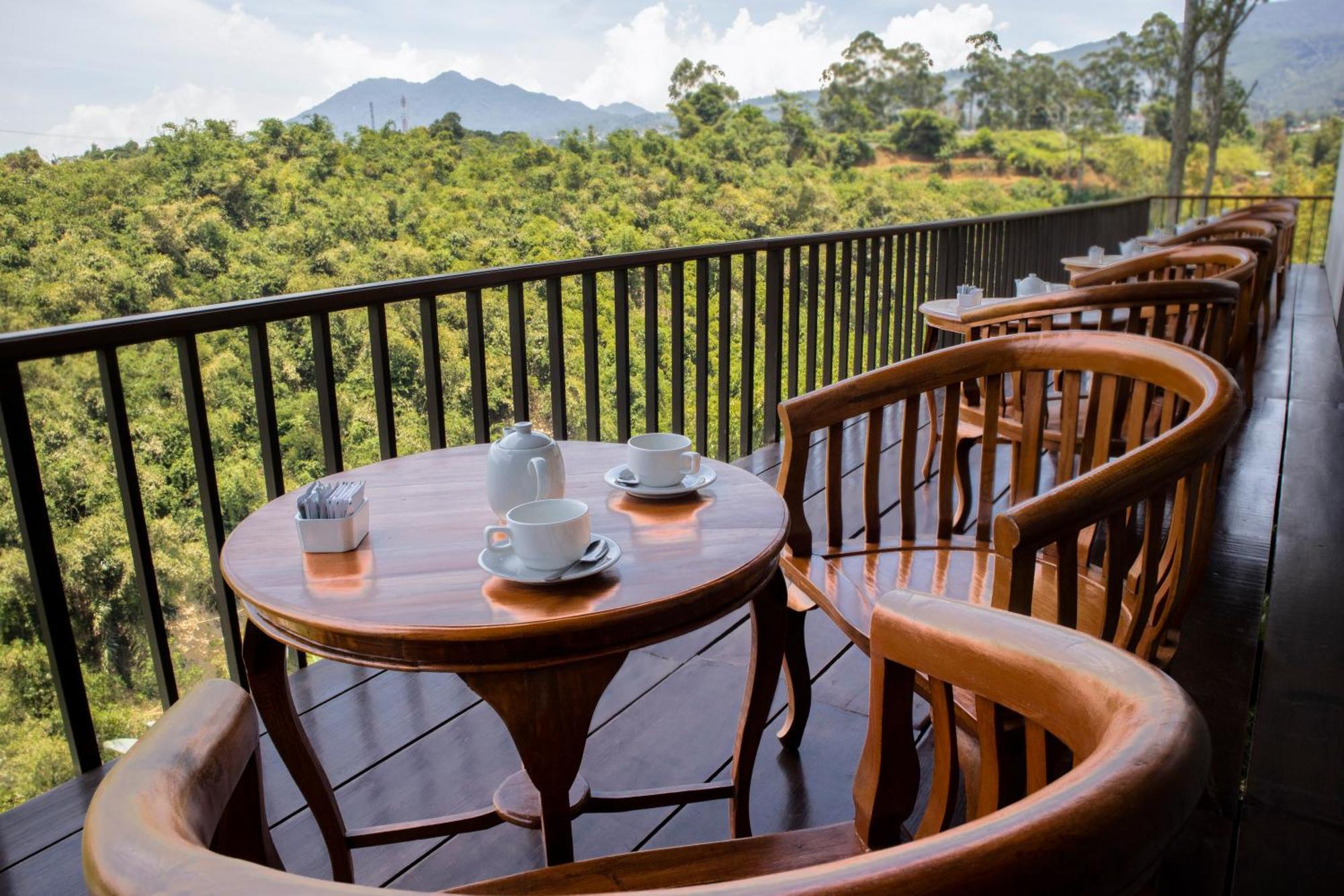 Sangria Resort And Spa Lembang Kültér fotó