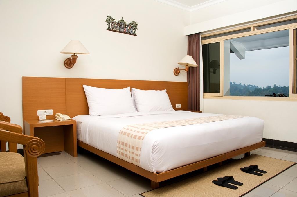 Sangria Resort And Spa Lembang Kültér fotó