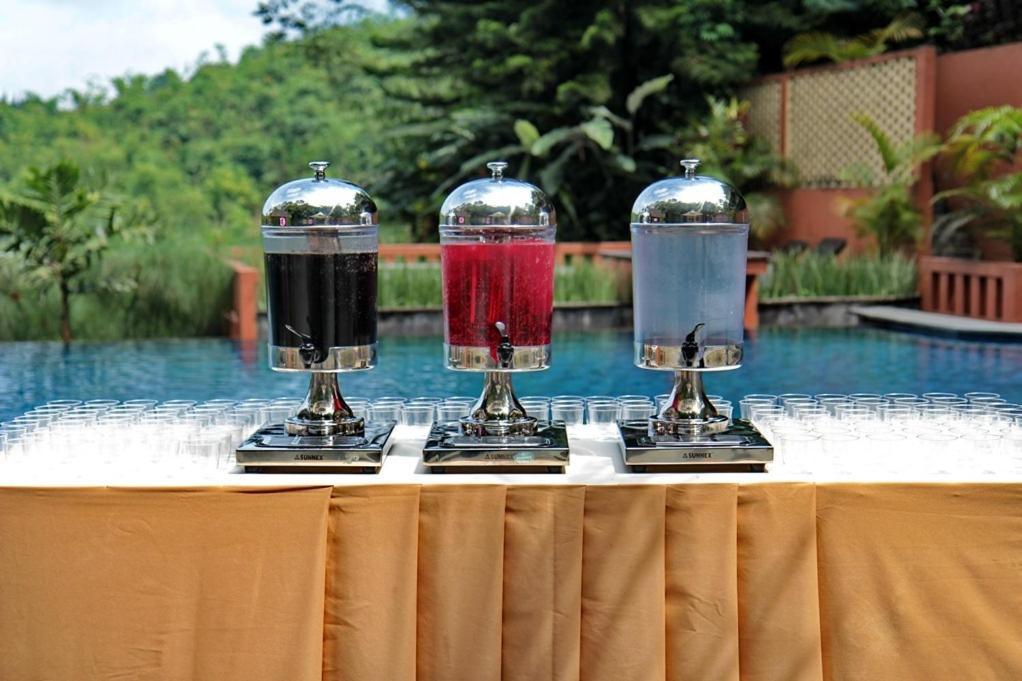 Sangria Resort And Spa Lembang Kültér fotó