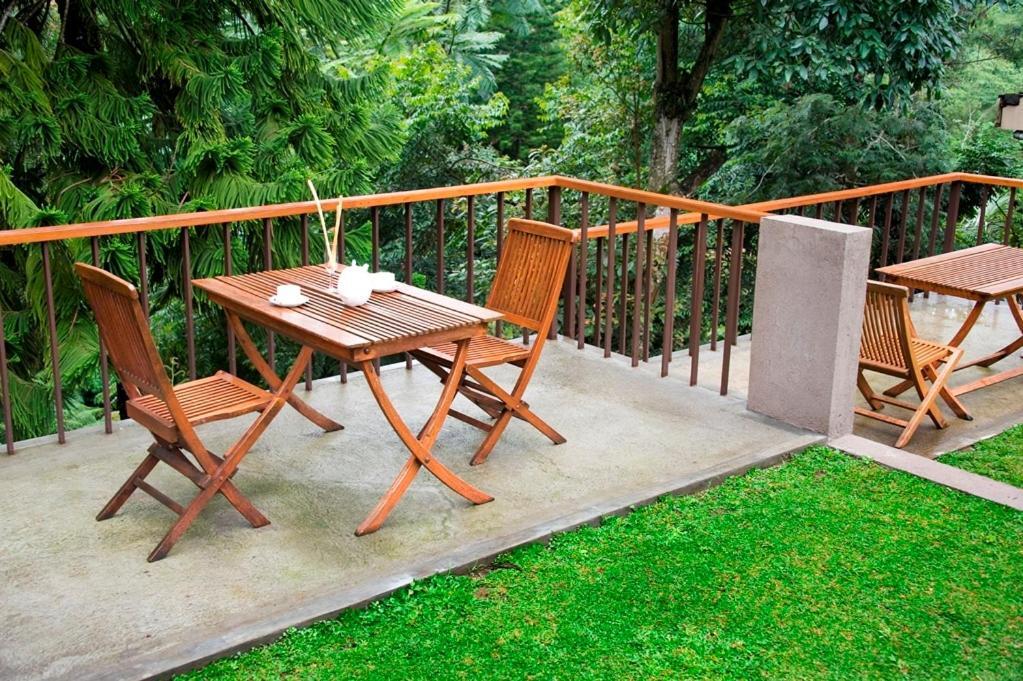 Sangria Resort And Spa Lembang Kültér fotó