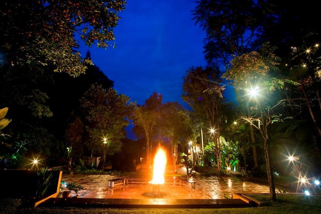 Sangria Resort And Spa Lembang Kültér fotó